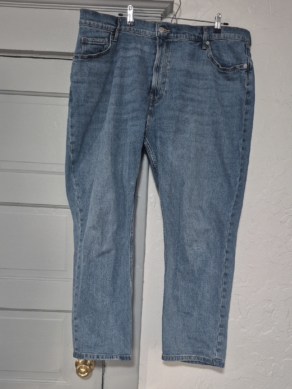 90's Style, High-Rise Women’s Jeans in Light Blue